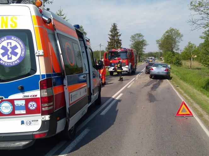 Wypadek w powiecie jasielskim: Pięć osób w szpitalu, w tym dwoje dzieci