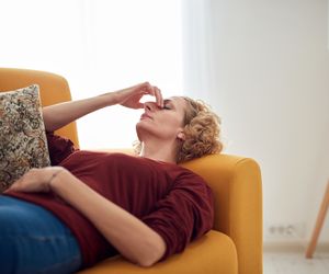 Jak szybko pozbyć się bólu głowy? Znamy najlepsze sposoby 