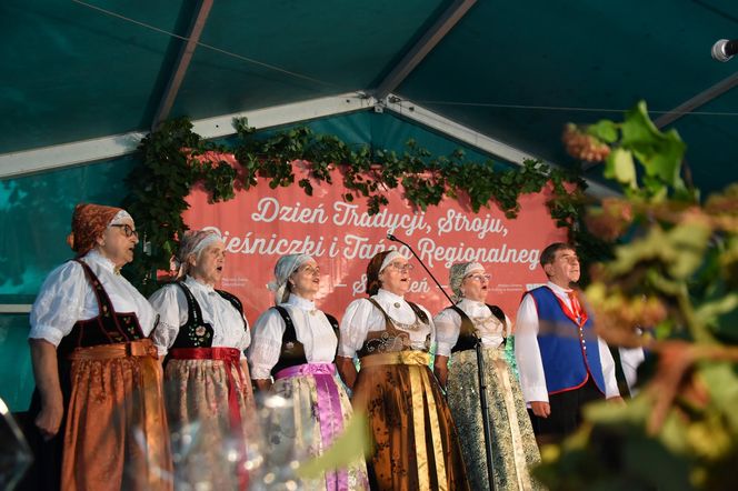 Dzień Tradycji, Stroju i Pieśniczki Regionalnej w Strumieniu 