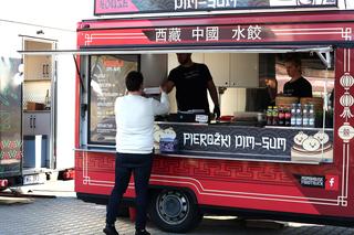 Food trucki przed Areną Lublin