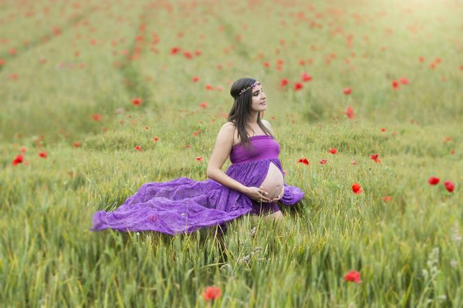 SENNIK. SEN O CIĄŻY, zwiastuje powiększenie rodziny? Co oznacza sen o ciąży i porodzie?