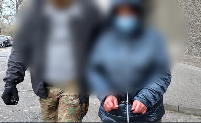 Zasadzka policji w centrum Opola. Hydraulicy celowali w seniorki [WIDEO]