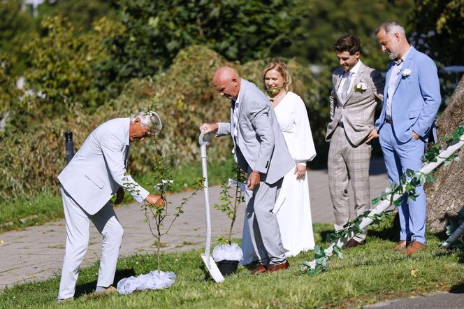 "Pierwsza miłość" - ślub Marysi i Kacpra