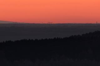 Góry Świętokrzyskie widziane z Góry Trzech Krzyży w Parchatce