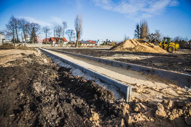 prace za parowozownią
