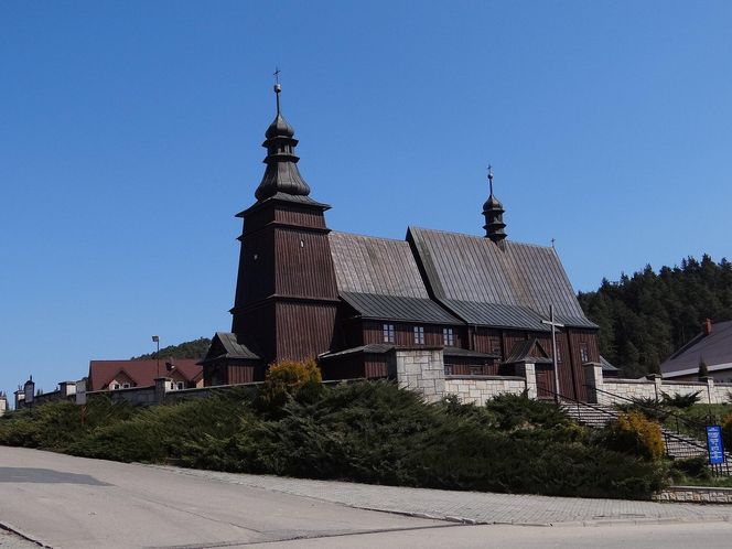 Ta wieś w Małopolsce słynie z folkloru. Jej mieszańcy kultywują zapomniane obrzędy ludowe