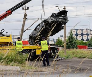 Dramat w Wielkopolsce. Samochód wjechał wprost pod pociąg
