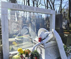 Gwiazdy kwestują na Powązkach