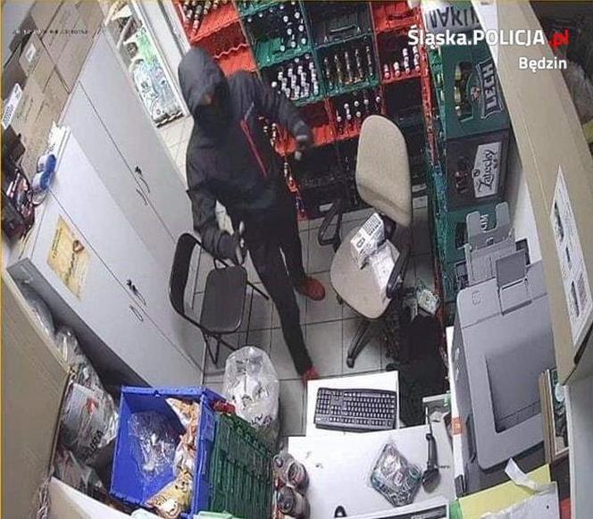 Śląskie: Weszli do sklepu, pobili ekspedientkę do nieprzytomności i zabrali pieniądze z kasetki. Nagranie mrozi krew w żyłach [WIDEO]
