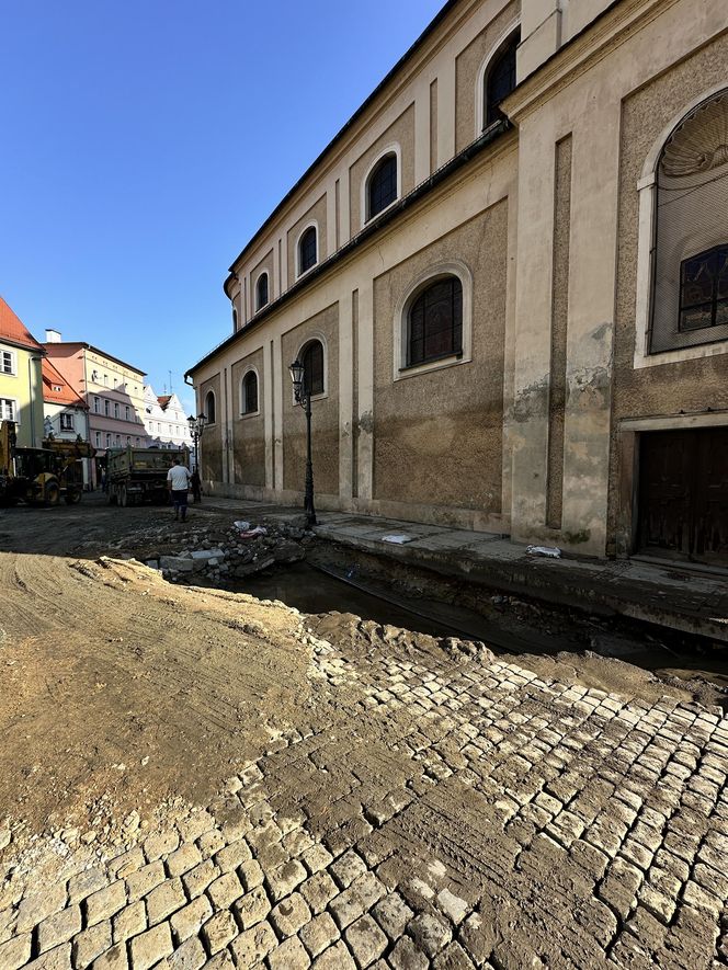 Sytuacja powodziowa w Kłodzku. Tak wyglądają zniszczenia po powodzi 