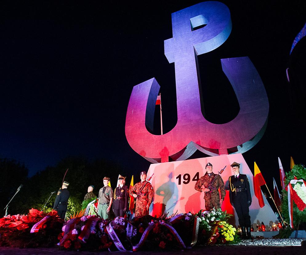 Walka o ogień na Kopcu Powstania. Czy iluminacja zastąpi ogień przez 63 dni obchodów