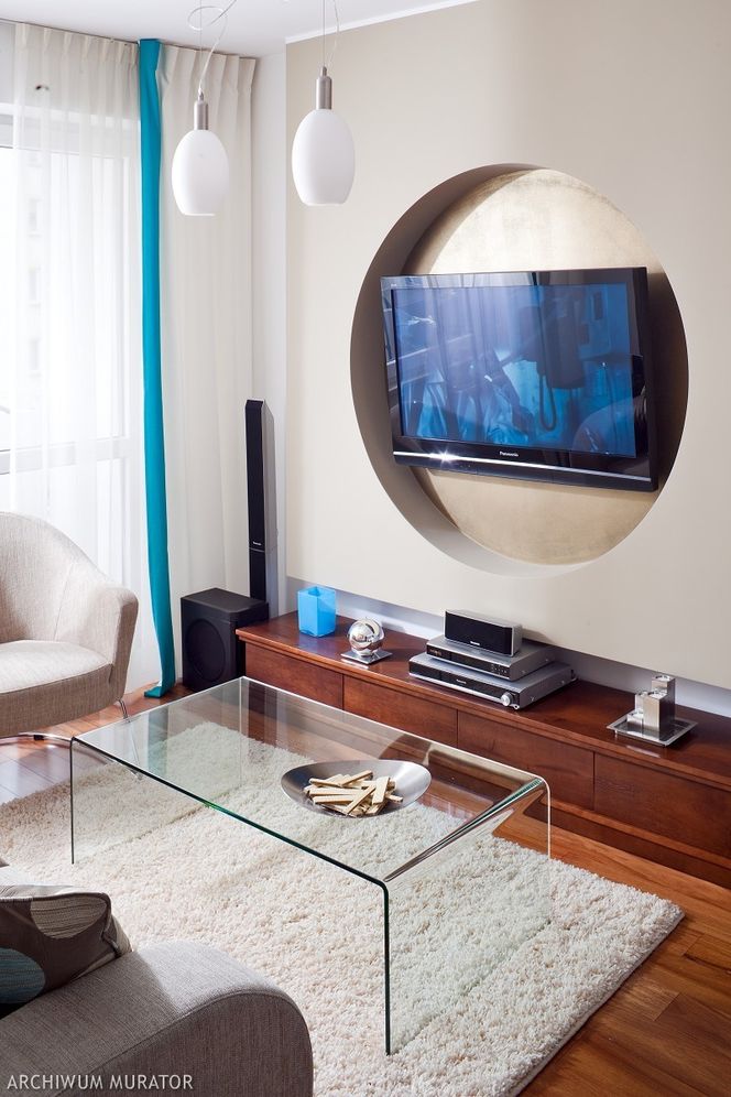Telewizor w eleganckiej oprawie