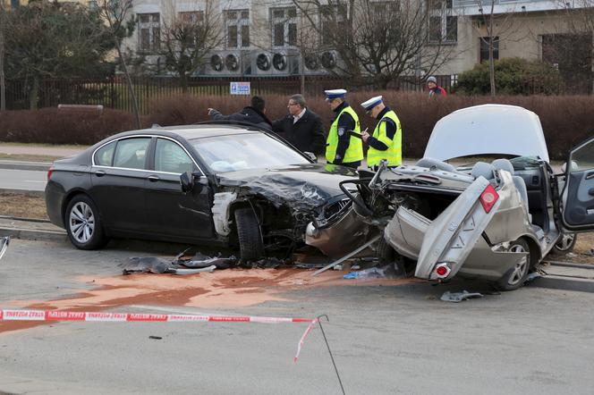 Patrole strajkują, kierowcy szarżują