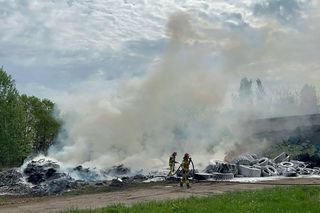 Pożar opon w podwarszawskim Mysiadle