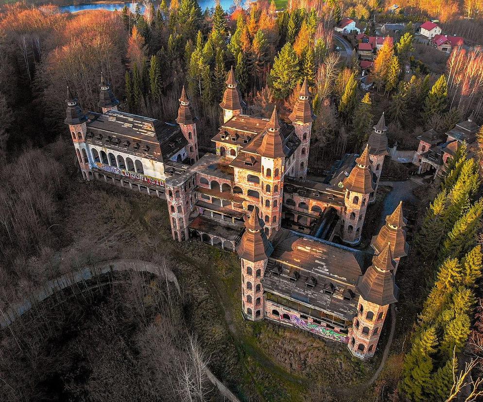 Zamek w Łapalicach