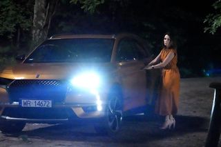 Barwy szczęścia, odcinek 3100: Kasia zabije człowieka! Spowoduje wypadek w drodze do Brzezin i ucieknie z miejsca zdarzenia - ZDJĘCIA 