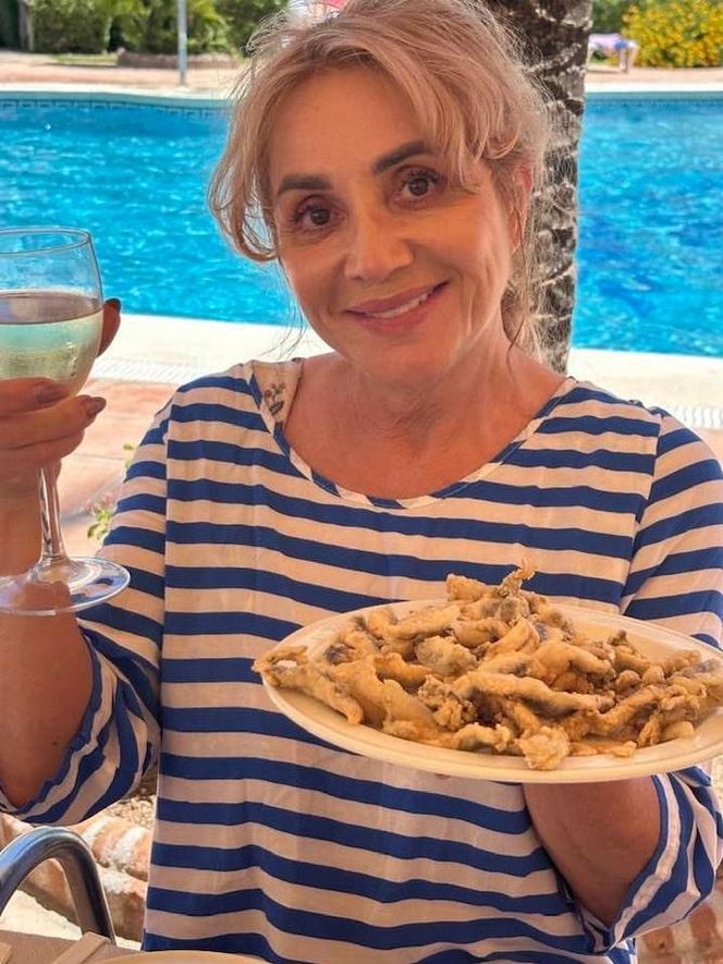 Skąpy kostium i odważne zdjęcie! Danuta Martyniuk podgrzała temperaturę w sieci