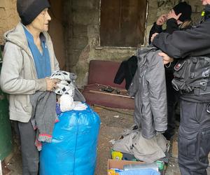 Strażnicy miejscy pomogli bezdomnemu
