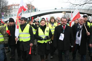 TERAZ UPRAWIAM TRAWĘ. RENATA BEGER