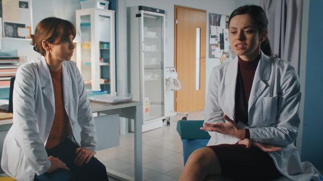 M jak miłość odc. 1867. Aneta (Ilona Janyst), Kasia (Paulina Lasota)