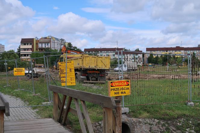 Park Jaworek w Tychach zamienił się w wielki plac budowy [ZDJĘCIA]