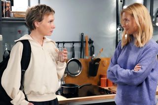 	Barwy szczęścia odcinek 3046. Dominika (Karolina Chapko), Sonia (Weronika Nockowska)