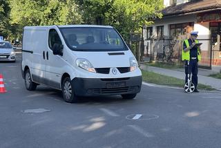 Dramat w Falenicy. Dziecko na rowerze wpadło pod busa. 9-latek w szpitalu, w akcji śmigłowiec