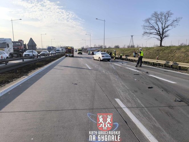 21.03.2025 - wypadek na autostradzie A4 pod Wrocławiem