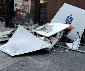 Złodzieje wysadzili bankomat w Kołobrzegu