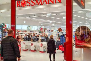 Perfumy z Rossmanna tańsze nawet o 110 zł! To nie koniec świątecznych promocji