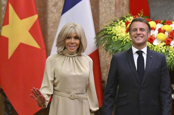 Francja/ Pałac Elizejski tonuje gwałtowny gest Brigitte Macron wobec męża, uchwycony przez kamery