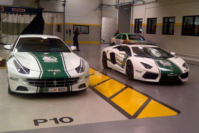 Ferrari FF police Dubai