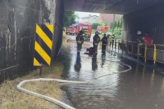 Gwałtowna ulewa w Jamielniku. Zalane ulice, garaże, posesje [ZDJĘCIA]