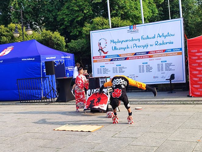 XIV Międzynarodowy Festiwal Artystów Ulicznych i Precyzji