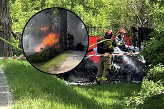 BMW uderzyło w drzewo i stanęło w ogniu. Spłonęły trzy osoby!