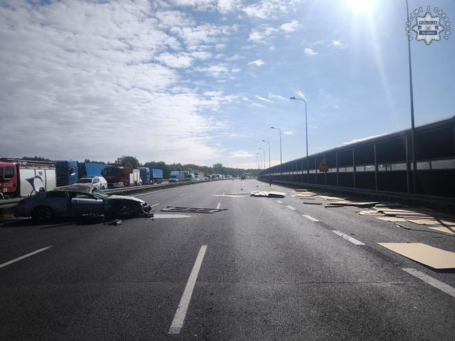 Śmiertelny wypadek na autostradzie A4 w Zabrzu. Droga jest zupełnie zablokowana