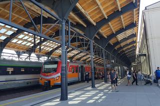 Otwarto centrum przesiadkowe w Białymstoku. Jak obecnie wygląda okolica dworca PKS i PKP [ZDJĘCIA]