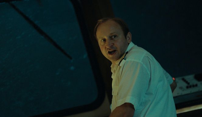 W możliwie jak najwierniejszym sportretowaniu kapitana Ułasiewicza pomogły mu archiwalne nagrania.