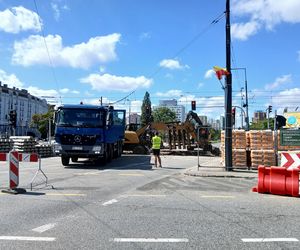 Tramwajowy remont pl. Zawiszy w Warszawie