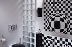 Płytki do łazienki w stylu op-art