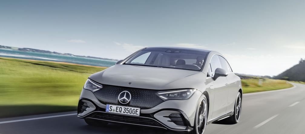 Mercedes EQE (2022)