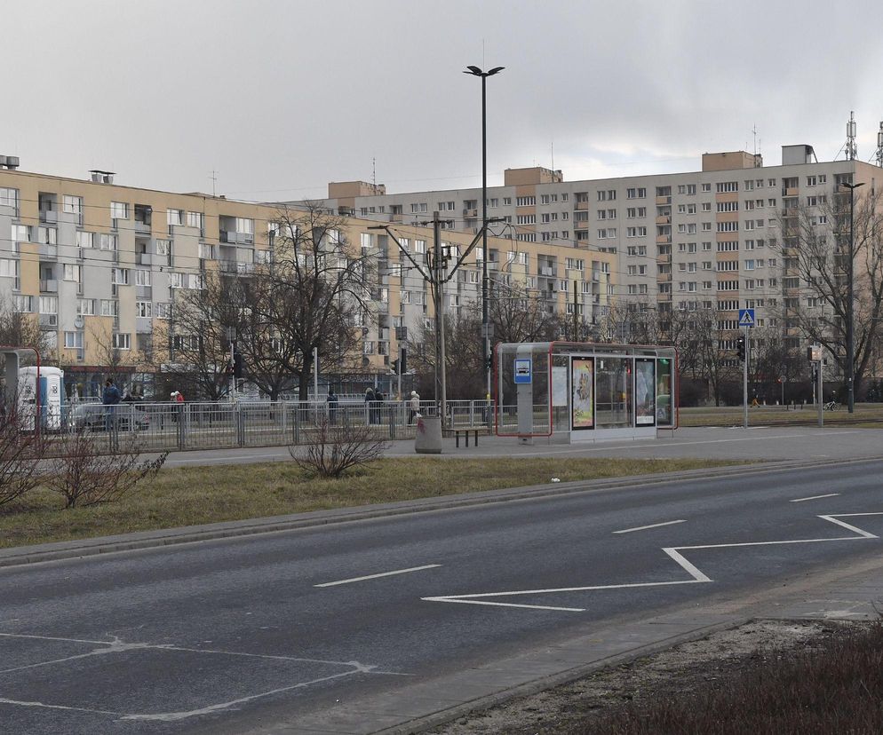 Utrudnienia na trasie na warszawski dworzec. Kierowcy pojadą objazdem, autobusy zmienią trasy