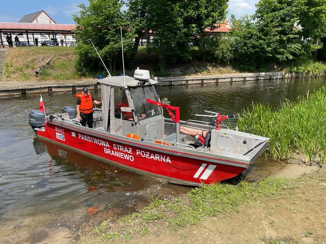 Strażacy z Braniewa  rozpoczęli wodne patrole