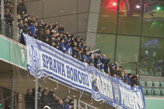 Legia Warszawa - Lech Poznań: Zdjęcia kibiców z klasyku i 13. kolejki PKO BP Ekstraklasy