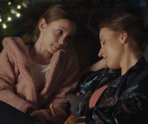 M jak miłość odc. 1854. Natalka (Dominika Suchecka), Hania (Wiktoria Basik)