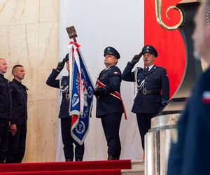 Nowi policjanci zasilili szeregi śląskiej policji! Wśród nich osiem policjantek