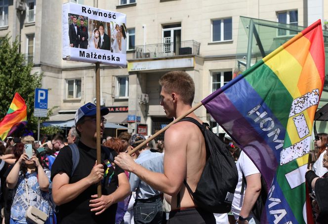 Parada Równości w Warszawie zablokowana. Szokujące sceny!