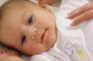Jak wzmocnić odporność niemowlaka. Prebiotyki w diecie dziecka