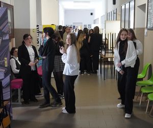W świętokrzyskim wystartowała matura! Na początek język polski