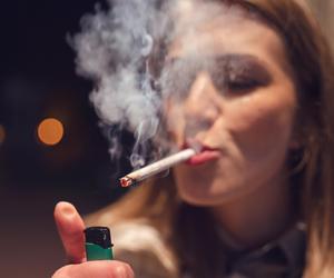Palenie jeszcze bardziej szkodliwe niż myśleliśmy. Naukowcy odkryli niepokojący skutek